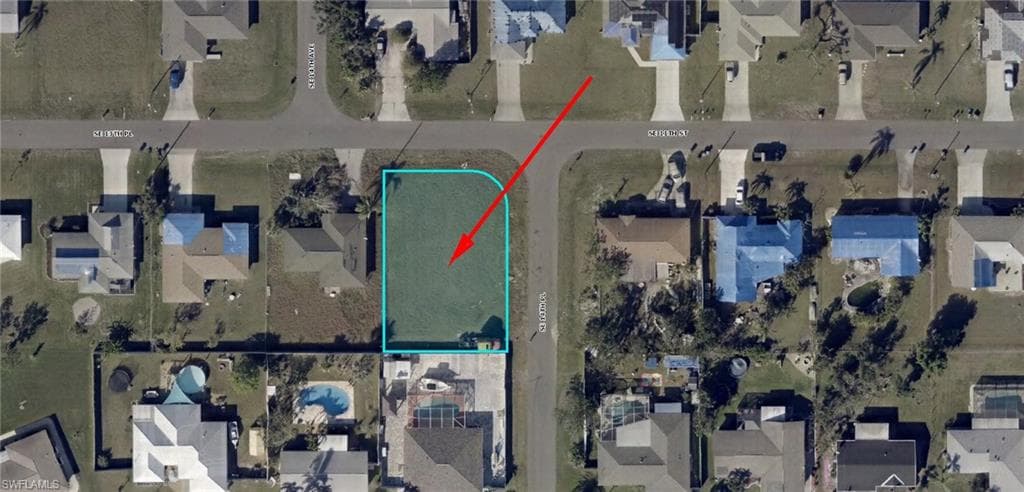 1318 SE 11th ST CAPE CORAL, FL 33990