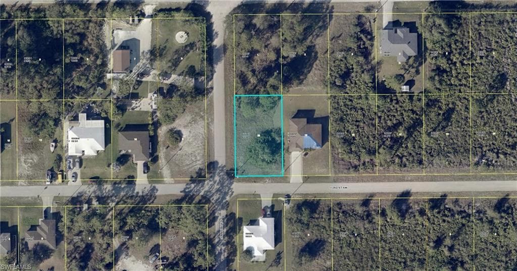 2518 33rd ST SW LEHIGH ACRES, FL 33976