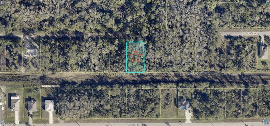507 Woodman DR LEHIGH ACRES, FL 33972