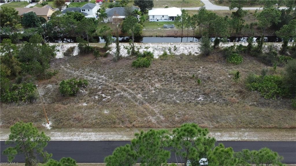 1214 Edelweiss ST E LEHIGH ACRES, FL 33974
