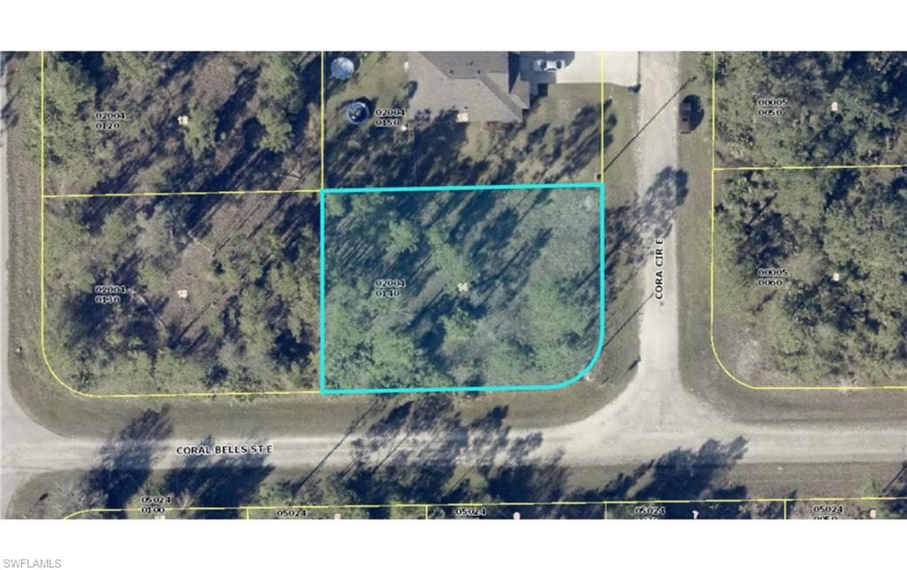 1115 Cora CIR LEHIGH ACRES, FL 33974