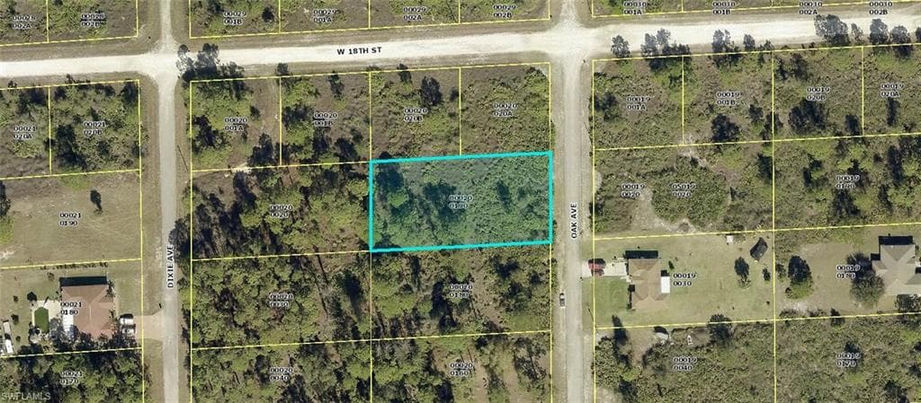 1717 Oak AVE LEHIGH ACRES, FL 33972