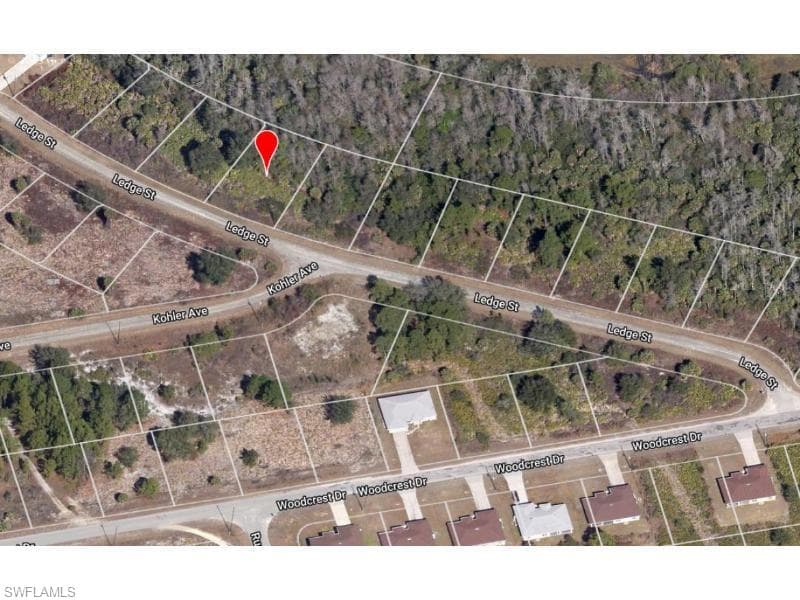 702 Ledge ST LEHIGH ACRES, FL 33972