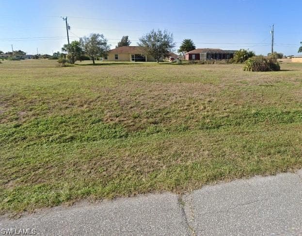 2112 NE 20th TER CAPE CORAL, FL 33909