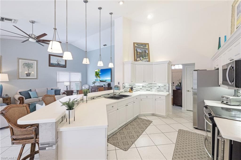 4831 kelso ST LEESBURG, FL 34748