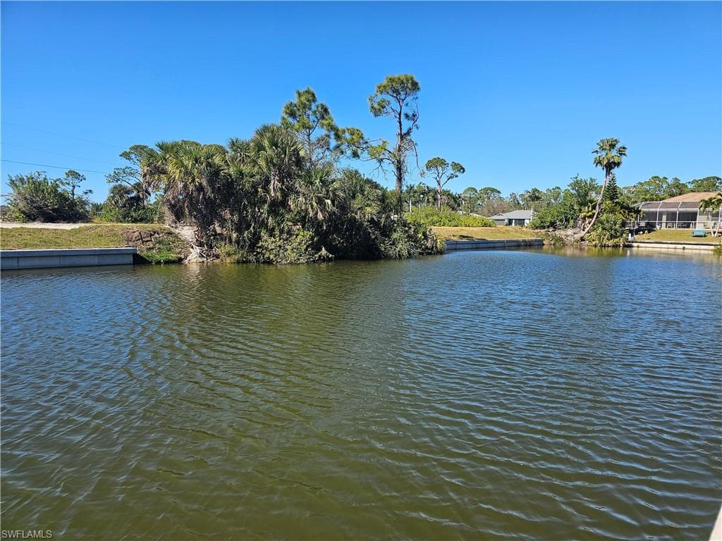 1908 NW 28th PL CAPE CORAL, FL 33993