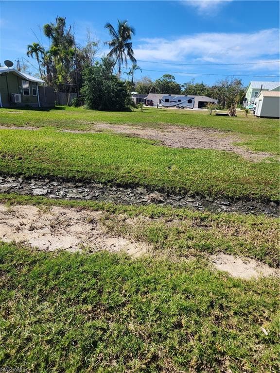 2541 Rose AVE ST. JAMES CITY, FL 33956