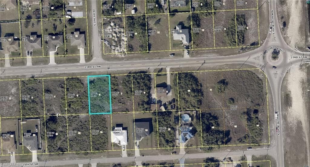 766 Longbow LN LEHIGH ACRES, FL 33972