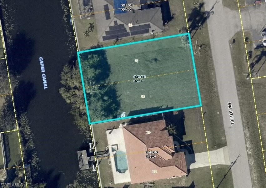 930 SW 8th PL CAPE CORAL, FL 33991