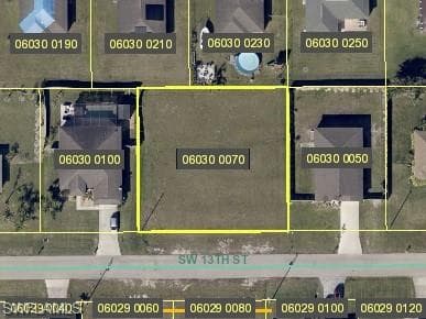 1901 SW 13th ST CAPE CORAL, FL 33991