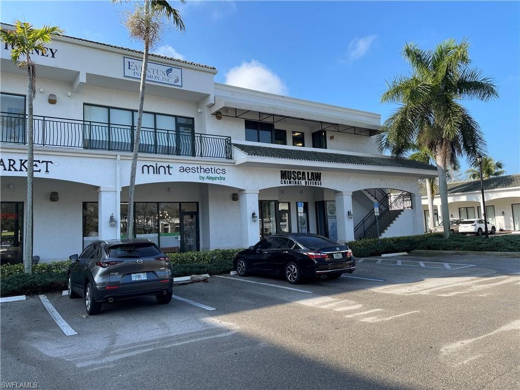 2800 Davis BLVD 101 NAPLES, FL 34104