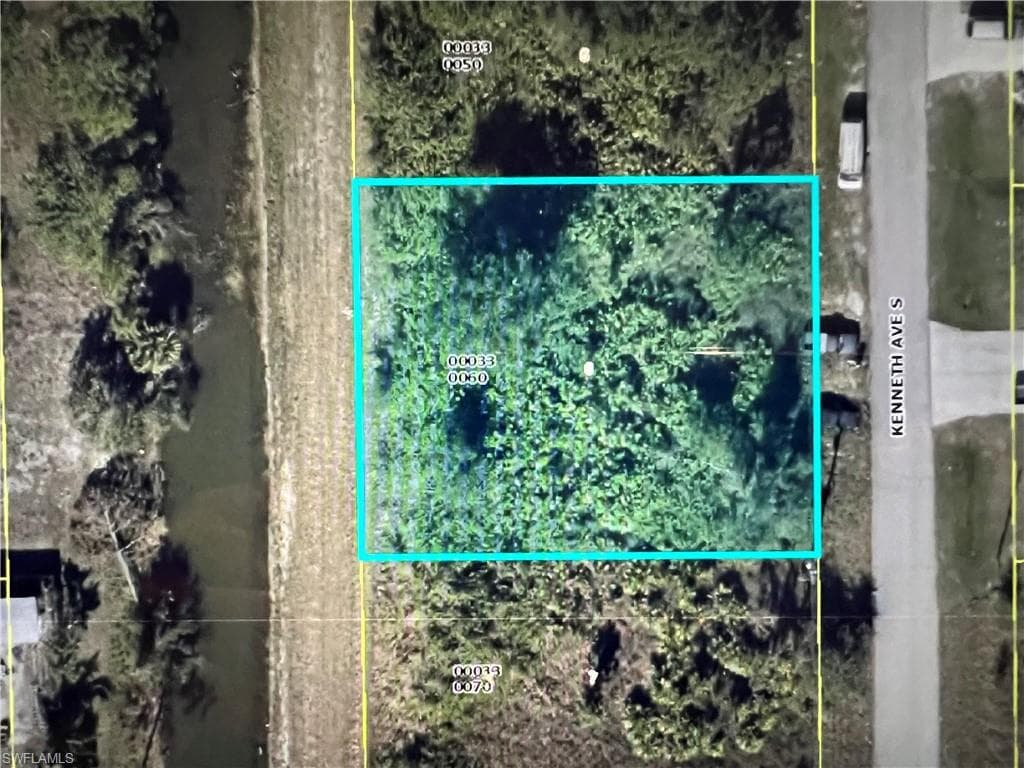 2220 Kenneth AVE S LEHIGH ACRES, FL 33973
