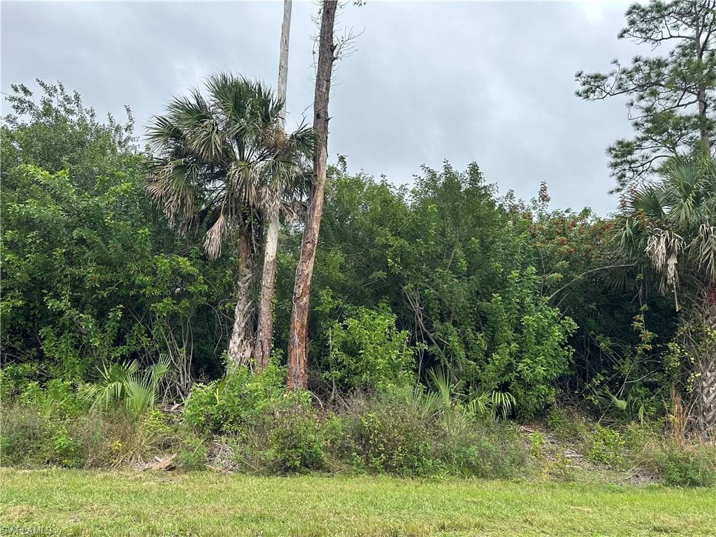 352600 18th AVE SE NAPLES, FL 34117