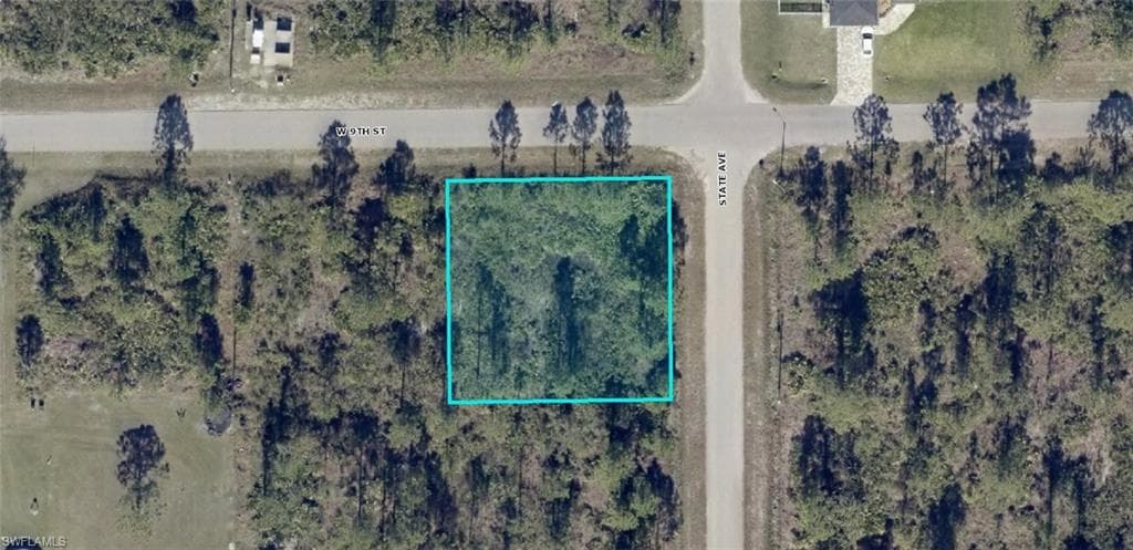 1601 W 9th ST LEHIGH ACRES, FL 33972
