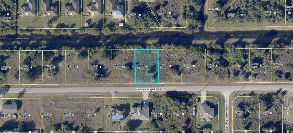 827 Frederick Reid ST E LEHIGH ACRES, FL 33974