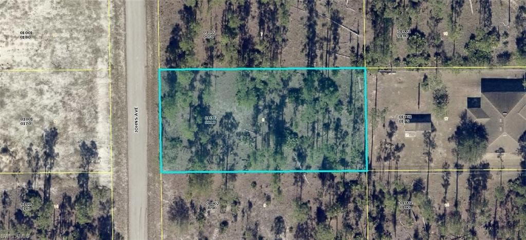 808 Johns AVE LEHIGH ACRES, FL 33972
