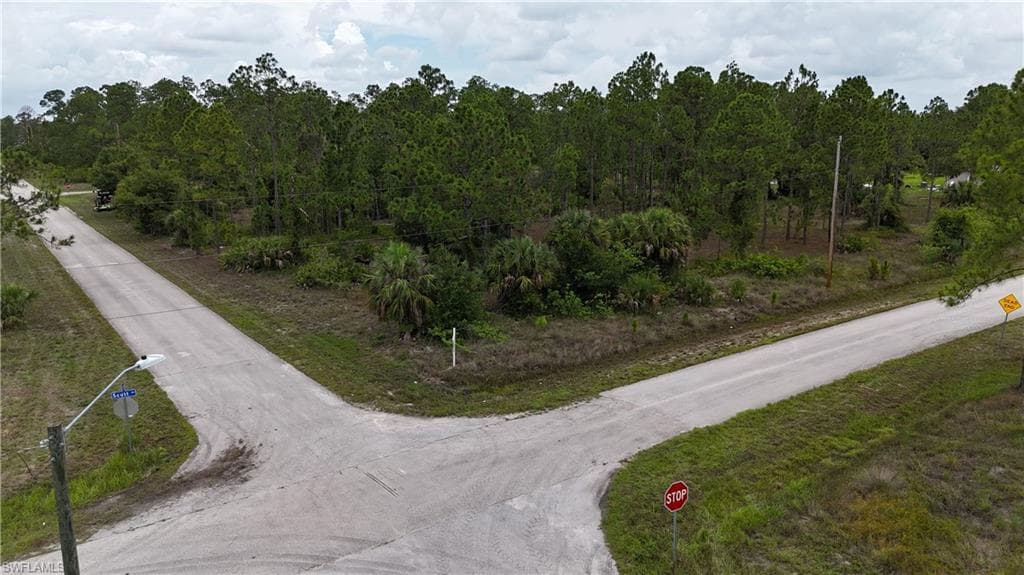 3807 E 7th ST LEHIGH ACRES, FL 33972