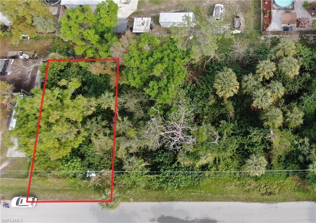 546 Clark ST NORTH FORT MYERS, FL 33903