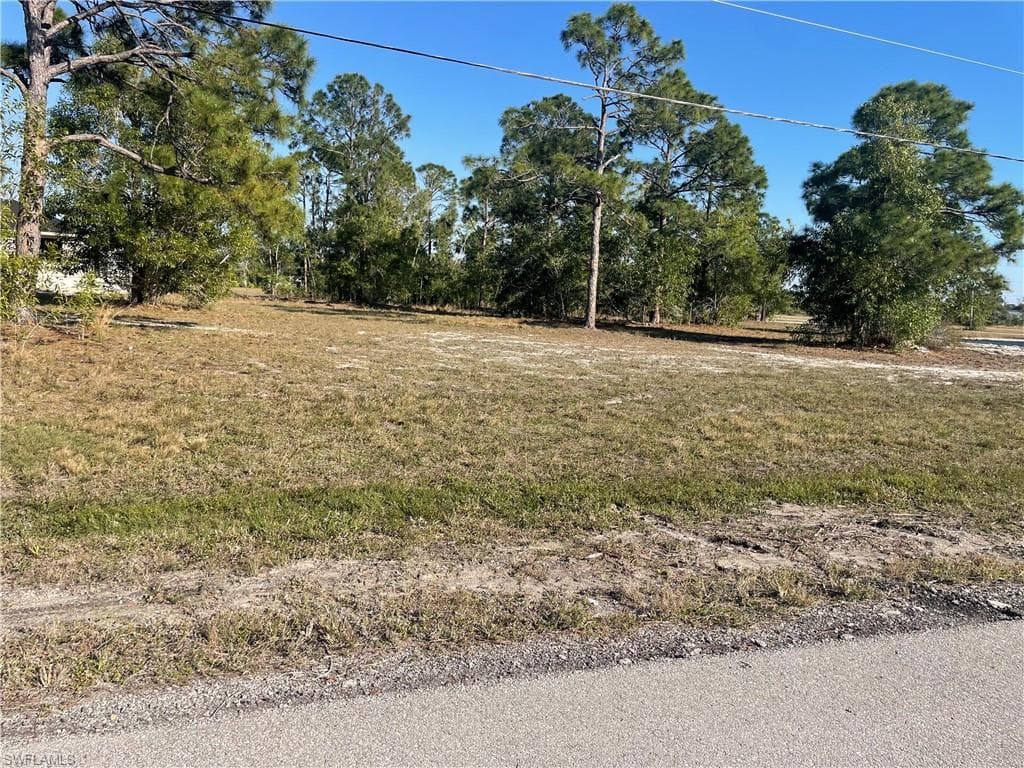 4713 NW 40th AVE CAPE CORAL, FL 33993