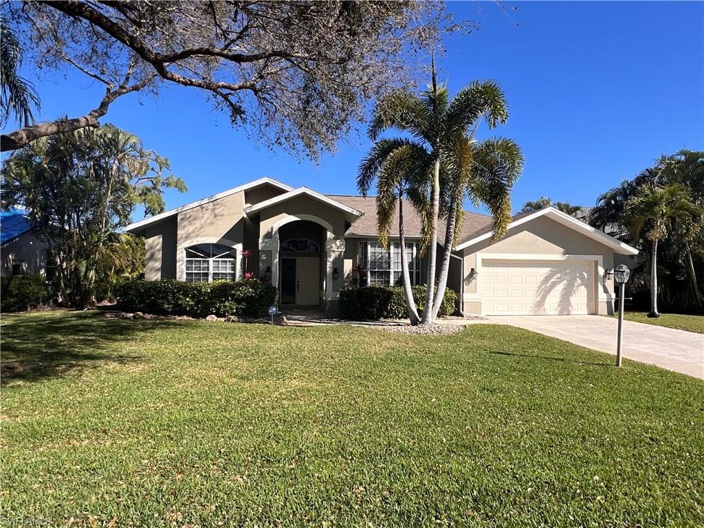 19482 Devonwood CIR FORT MYERS, FL 33967