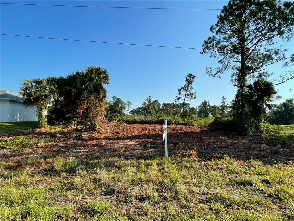 3312 61st ST W LEHIGH ACRES, FL 33971