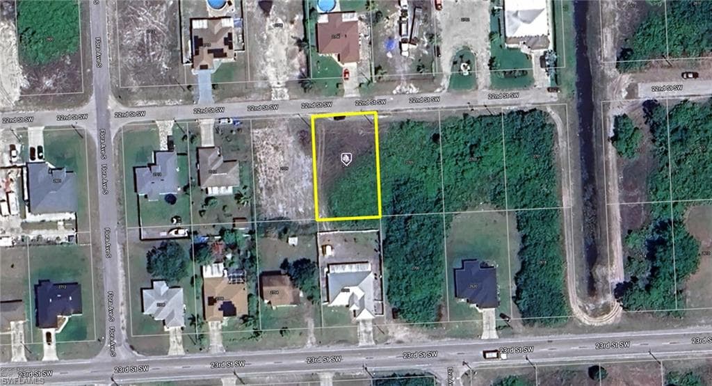 2707 22nd ST SW LEHIGH ACRES, FL 33976