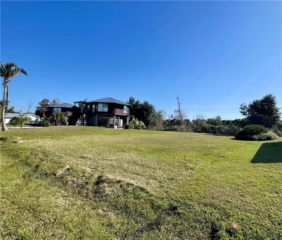 12086 DOLPHIN RD BOKEELIA, FL 33922
