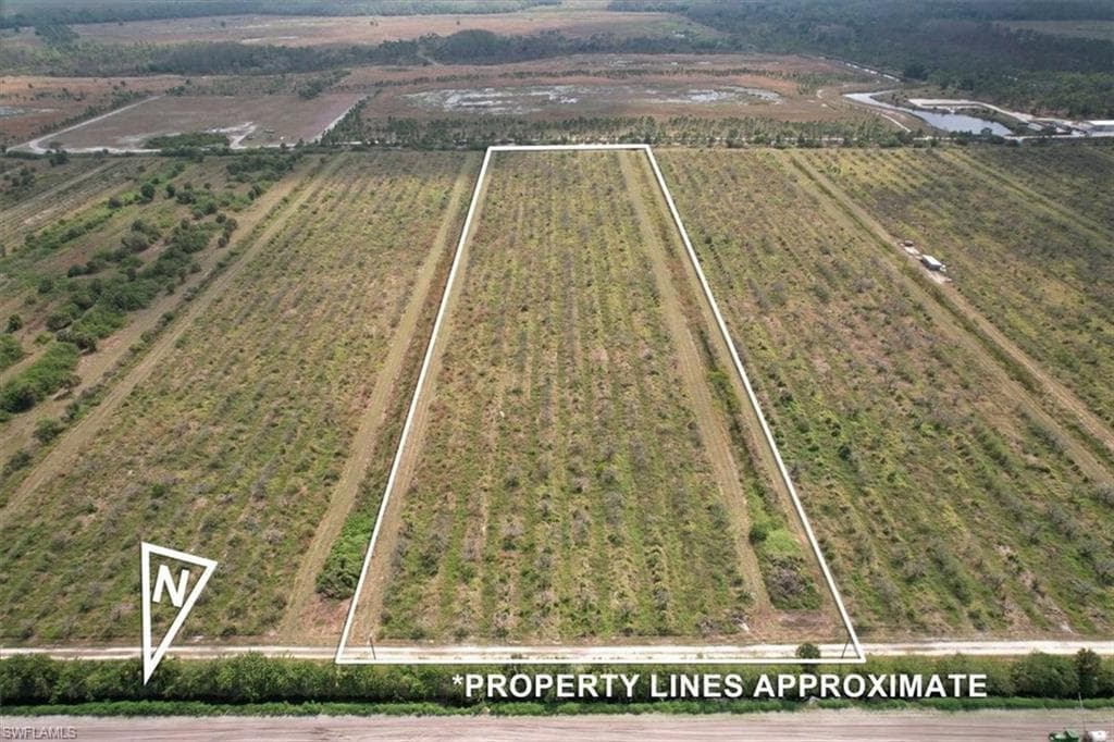 21991 Carter RD ESTERO, FL 33928