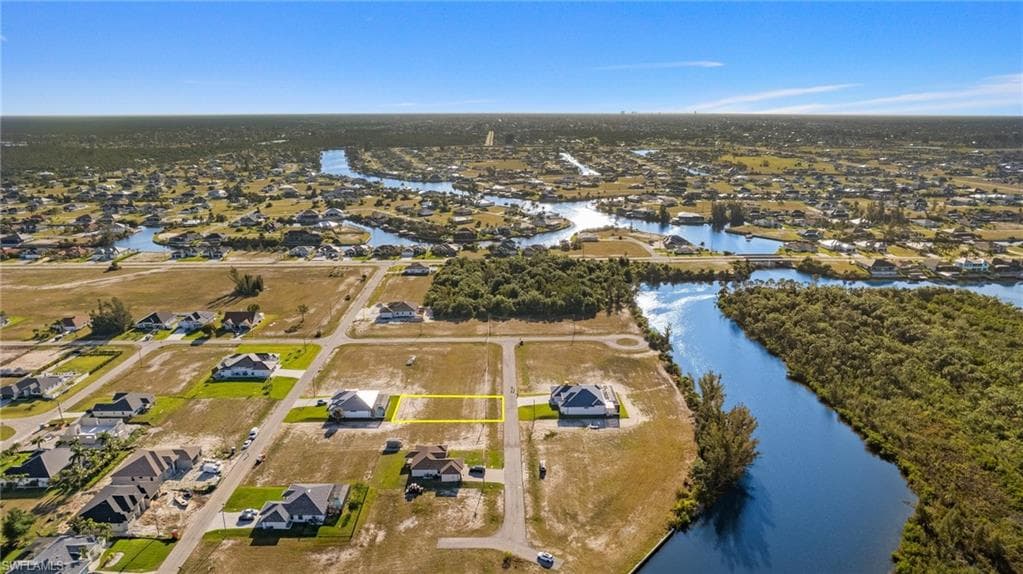 4111 19th TER CAPE CORAL, FL 33993