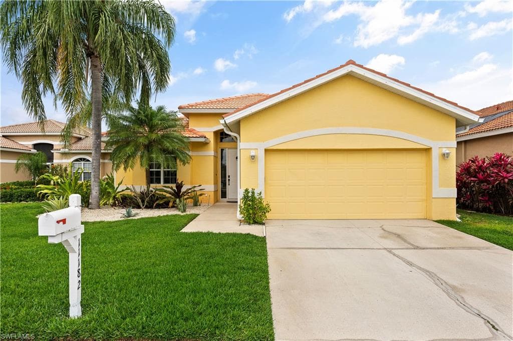 11182 Lakeland CIR FORT MYERS, FL 33913