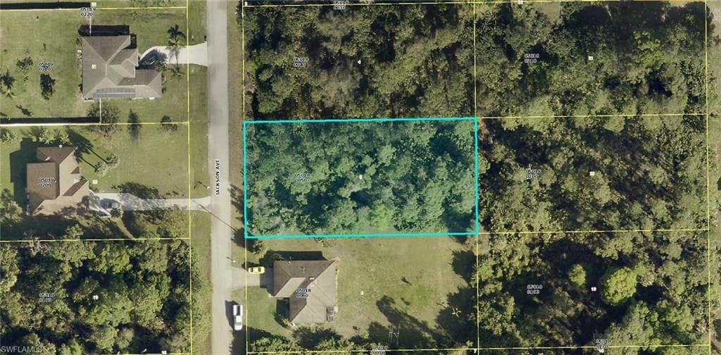 114 Jackson AVE LEHIGH ACRES, FL 33936