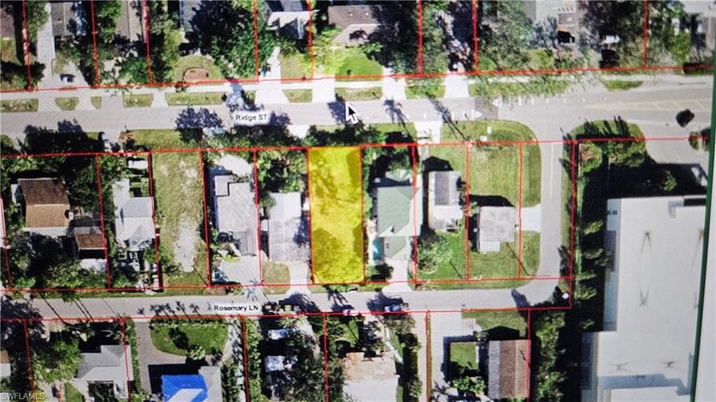1328 Ridge ST NAPLES, FL 34103