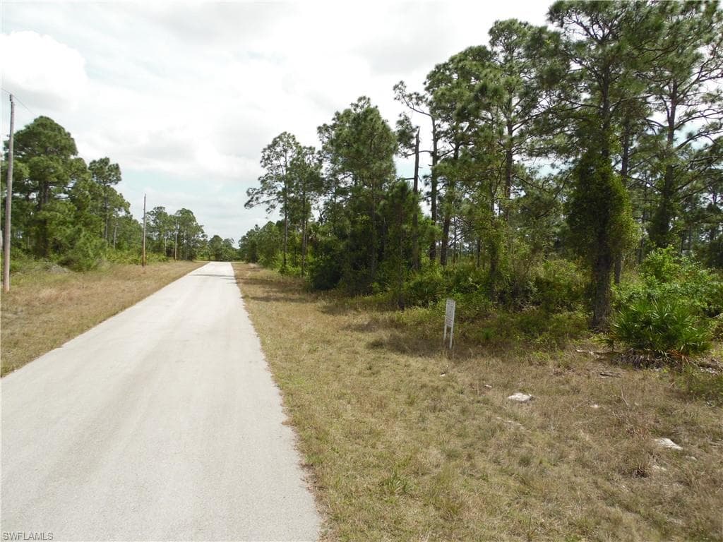 1048 Cresthaven ST LEHIGH ACRES, FL 33974