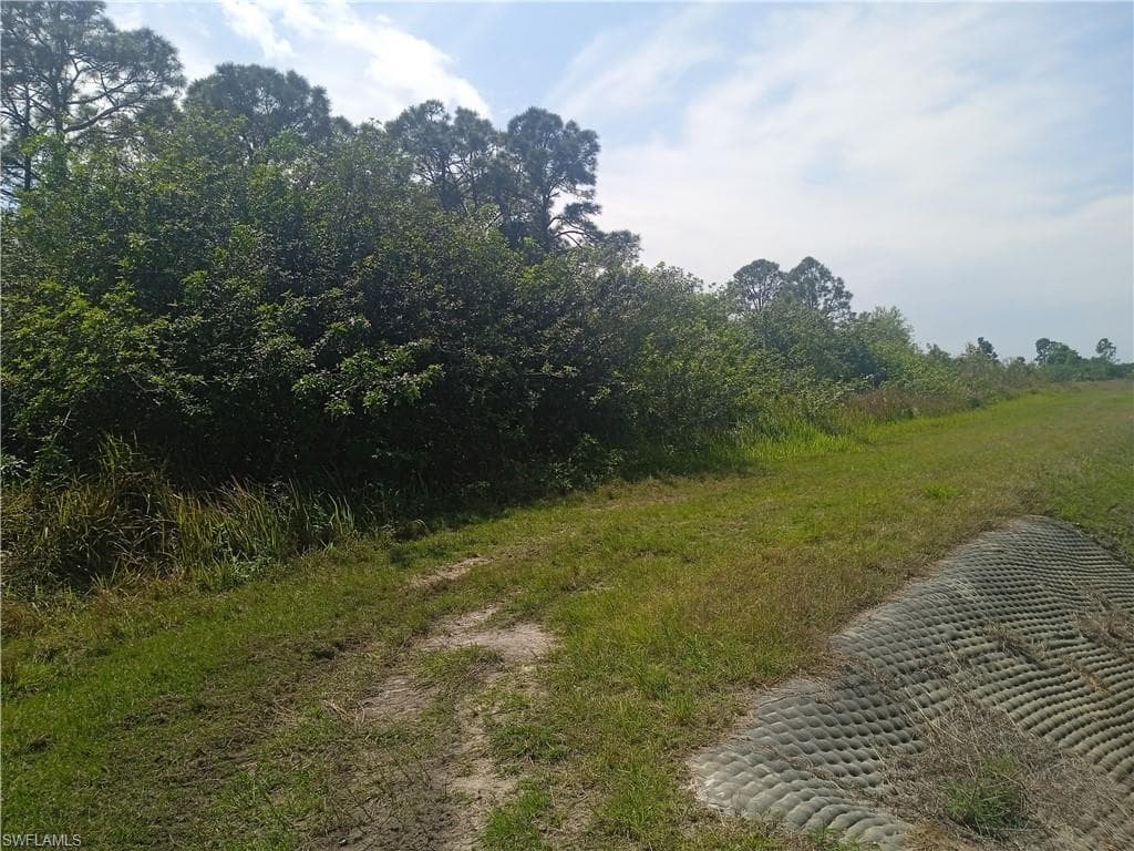2800 28th ST W LEHIGH ACRES, FL 33971