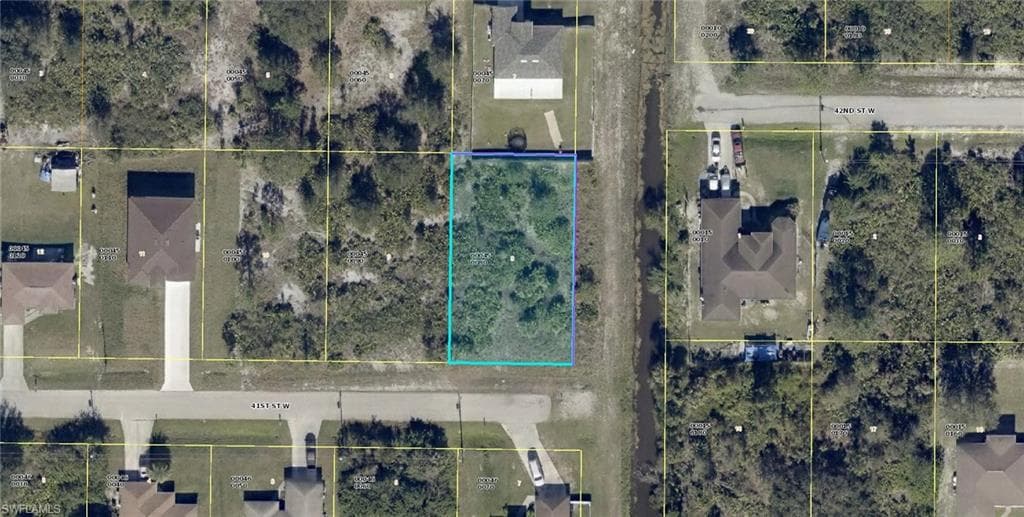 3100 41st ST W LEHIGH ACRES, FL 33971
