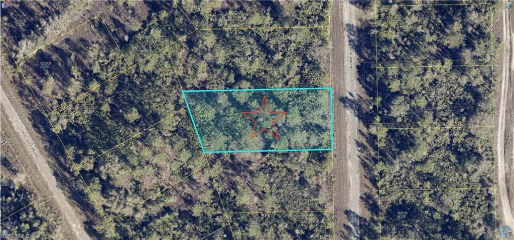 2127 Winnetka DR LEHIGH ACRES, FL 33972