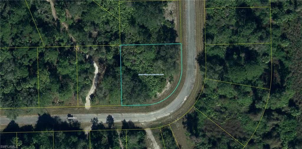 628 Nassau CIR LABELLE, FL 33935