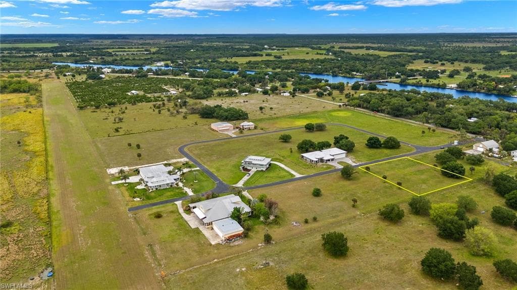 1530 Lindy LN LABELLE, FL 33935