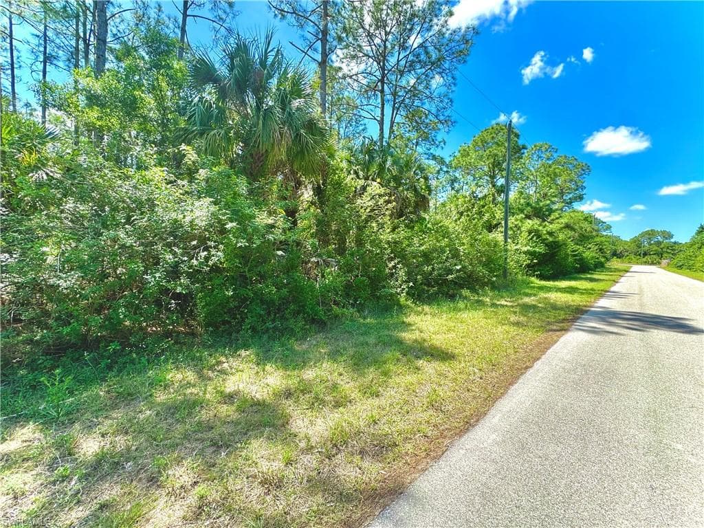 3213 48th ST W LEHIGH ACRES, FL 33971