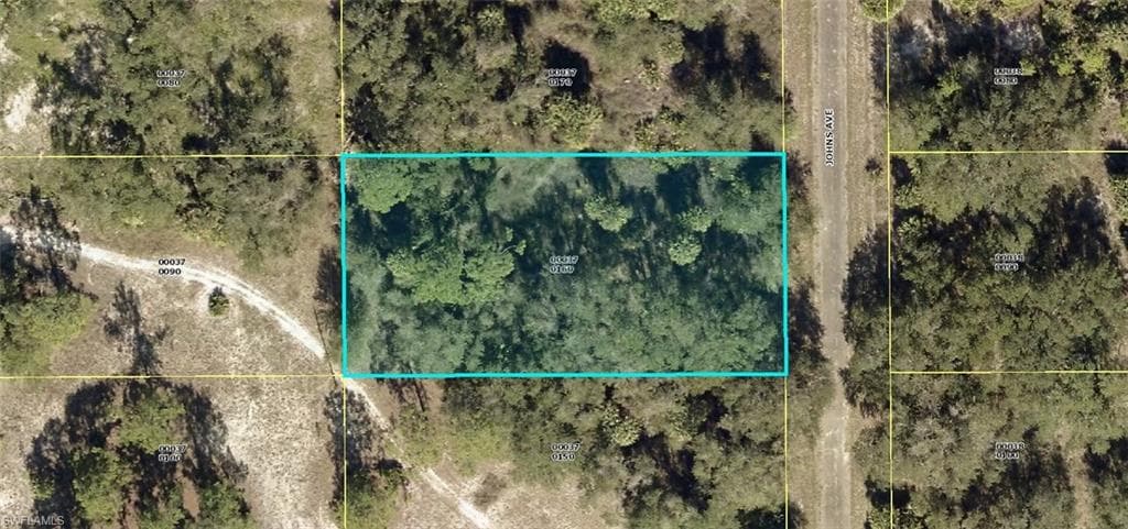 1507 Johns AVE LEHIGH ACRES, FL 33972