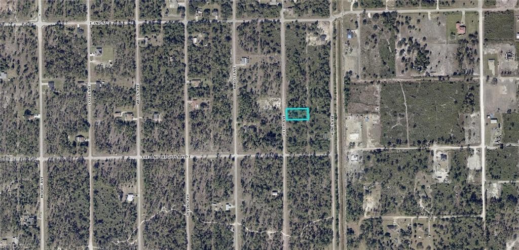 106 Fitch AVE LEHIGH ACRES, FL 33936