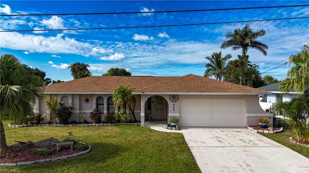 920 SE 4th PL CAPE CORAL, FL 33990