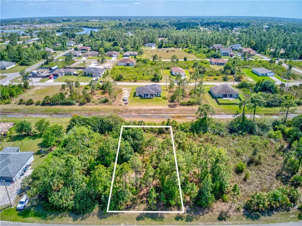 2509 21st ST SW LEHIGH ACRES, FL 33976