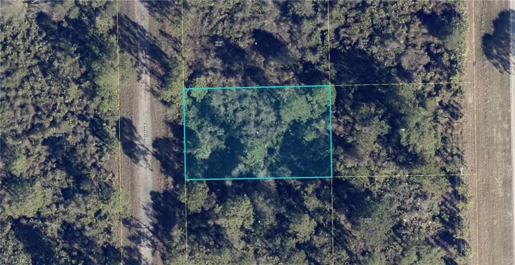 617 Valley AVE S LEHIGH ACRES, FL 33974