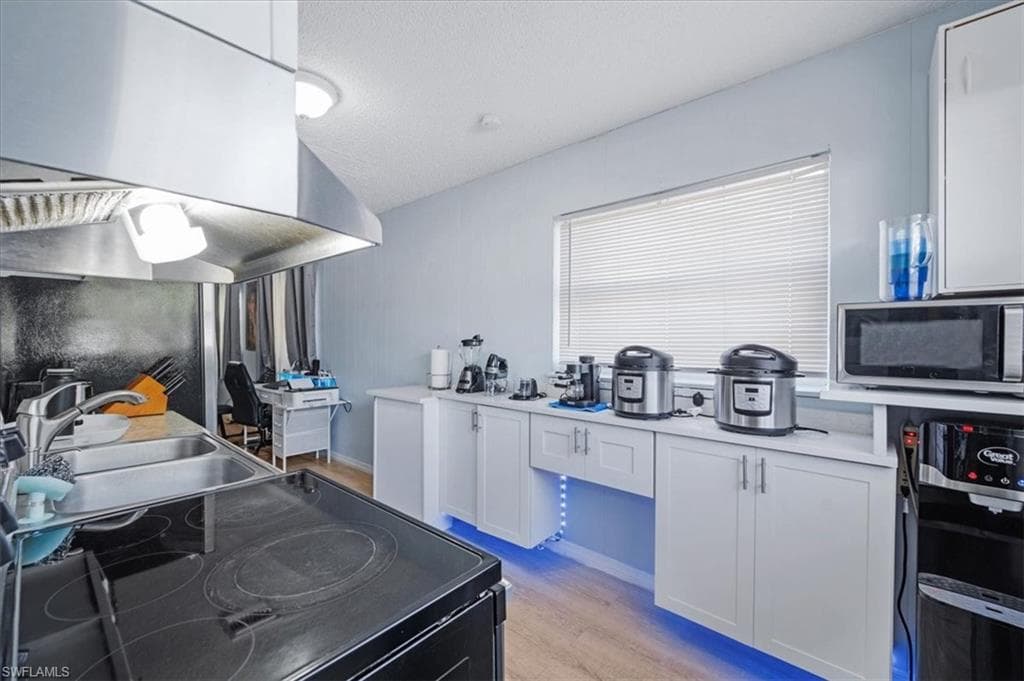 5477 Carlton ST NAPLES, FL 34113