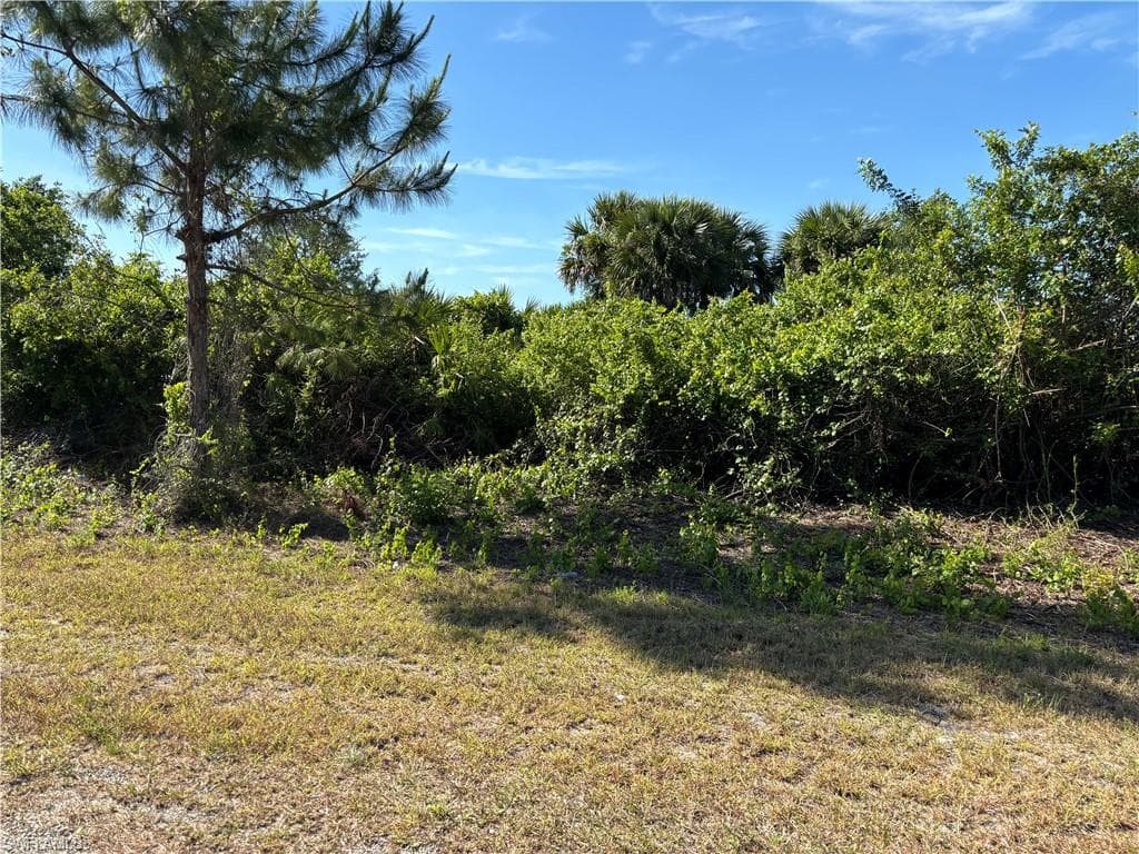 1222 Earnest ST E LEHIGH ACRES, FL 33974