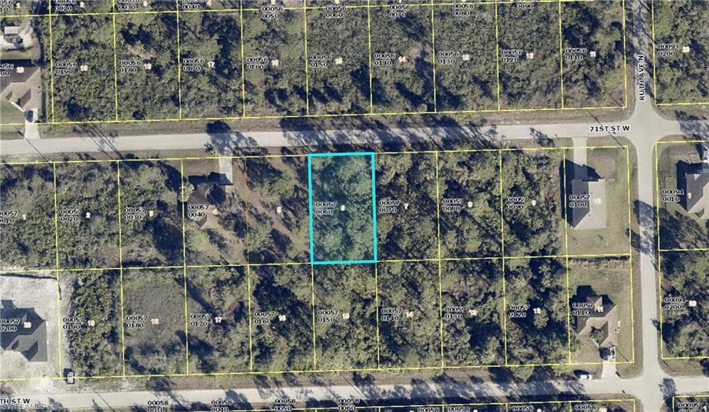 3309 71st ST W LEHIGH ACRES, FL 33971