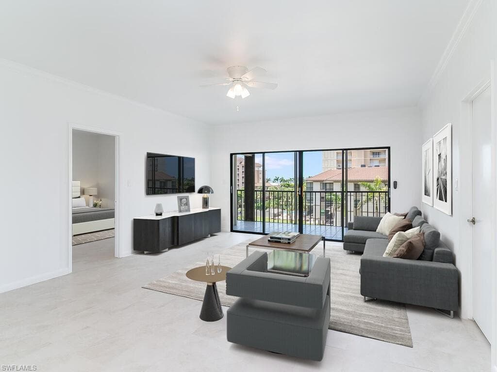 961 Swallow AVE 301B MARCO ISLAND, FL 34145