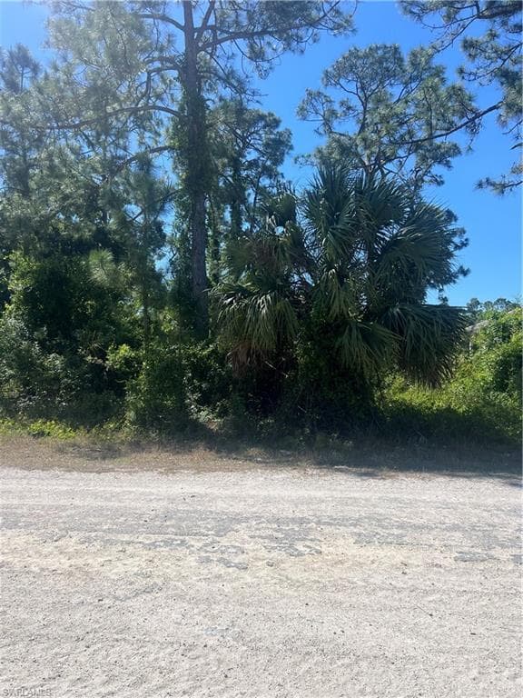 2105 18th ST LEHIGH ACRES, FL 33972