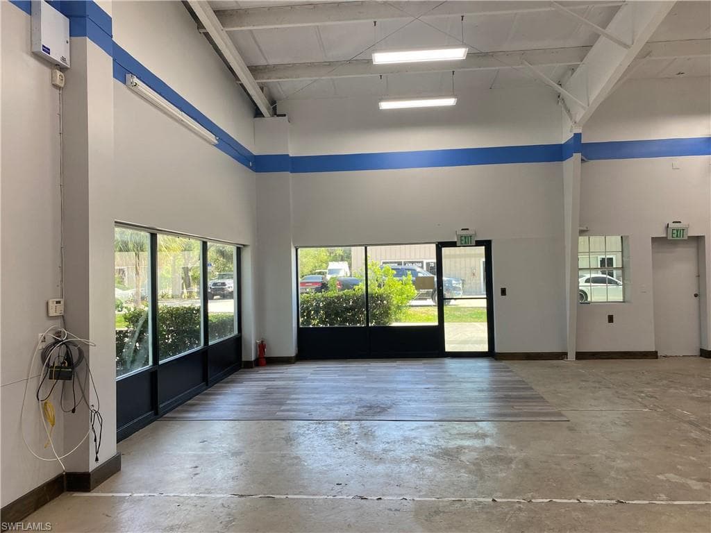 3435 Enterprise AVE 26/27 NAPLES, FL 34104